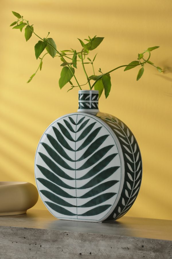 Ozanka Ceramic Green & White Vase - Image 4