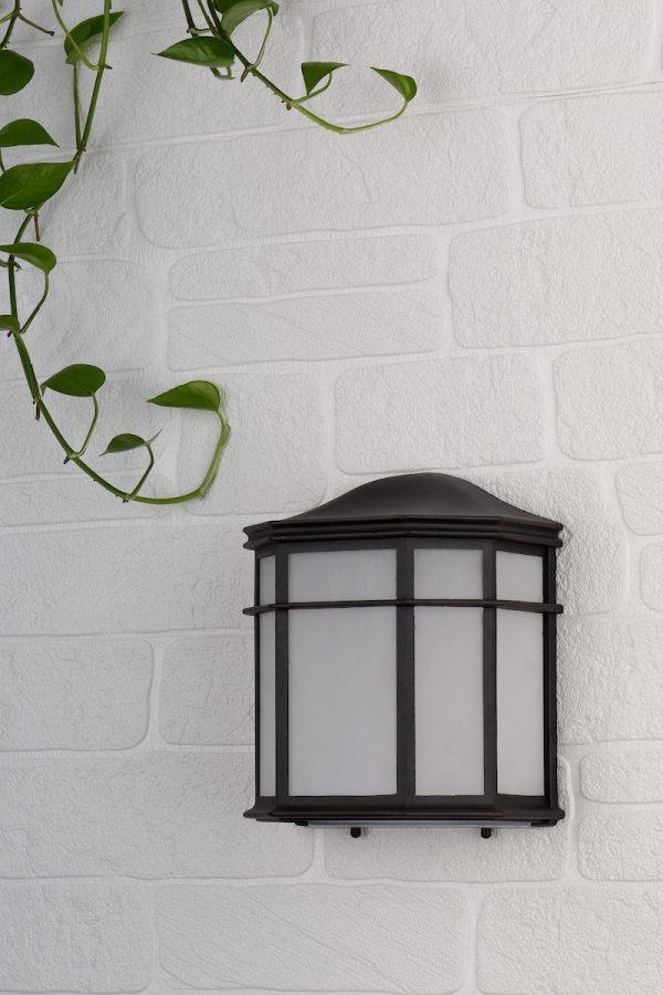 Dulbecco Outdoor Wall Light Black Opal Acrylic IP44 - Image 6