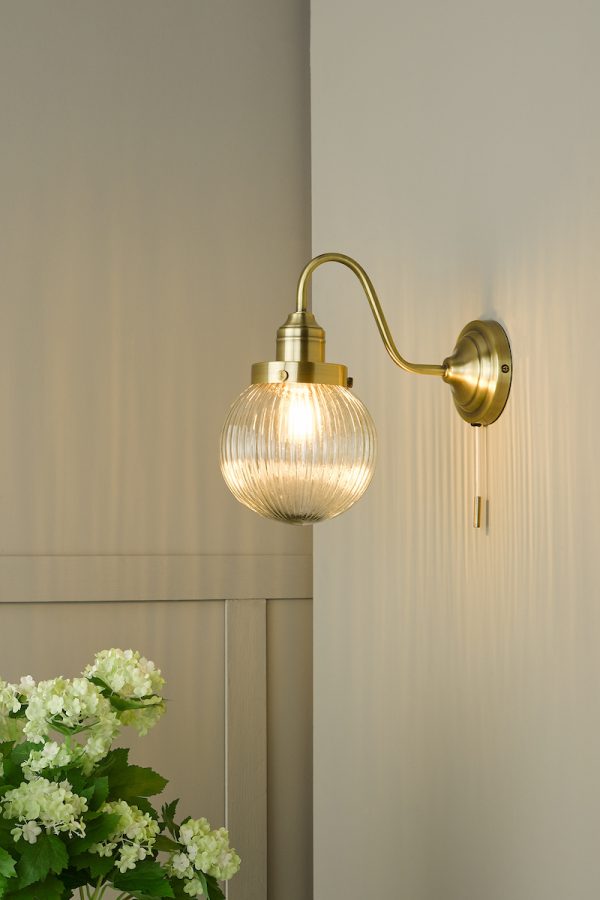 Tamara Wall Light Antique Brass Ribbed Glass - Image 6
